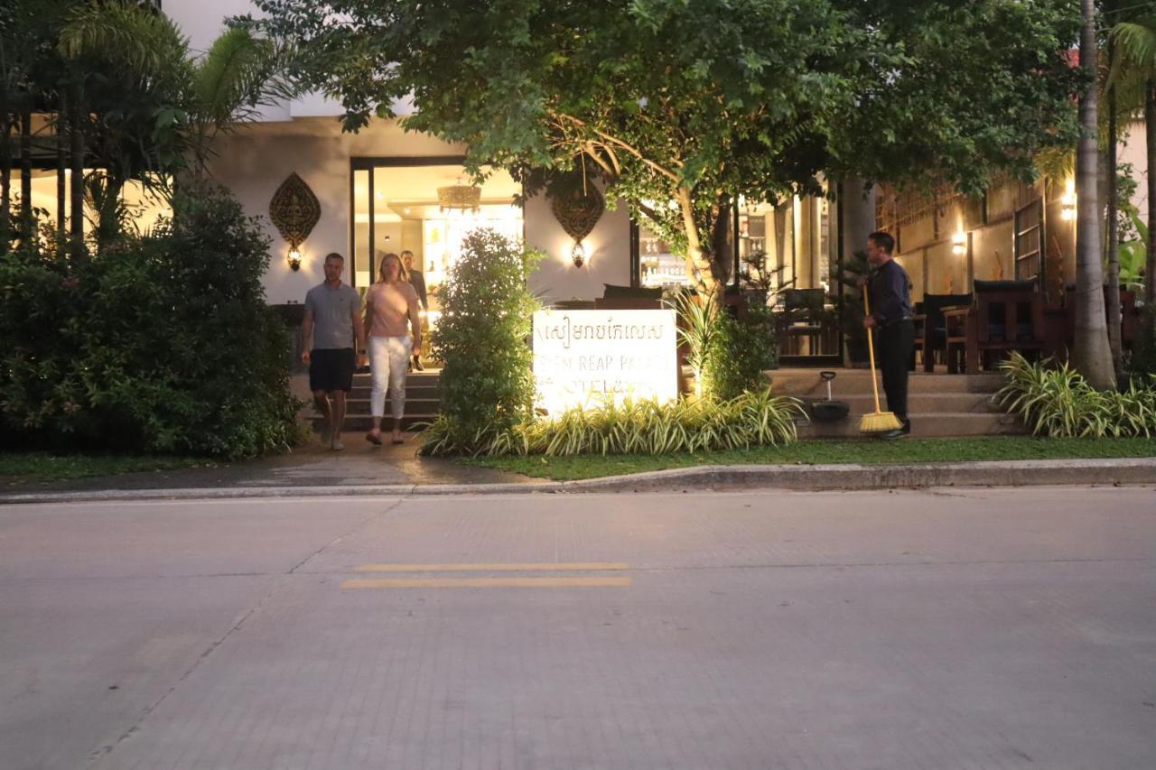 Palace & 4* Ciudad de Siem Riep