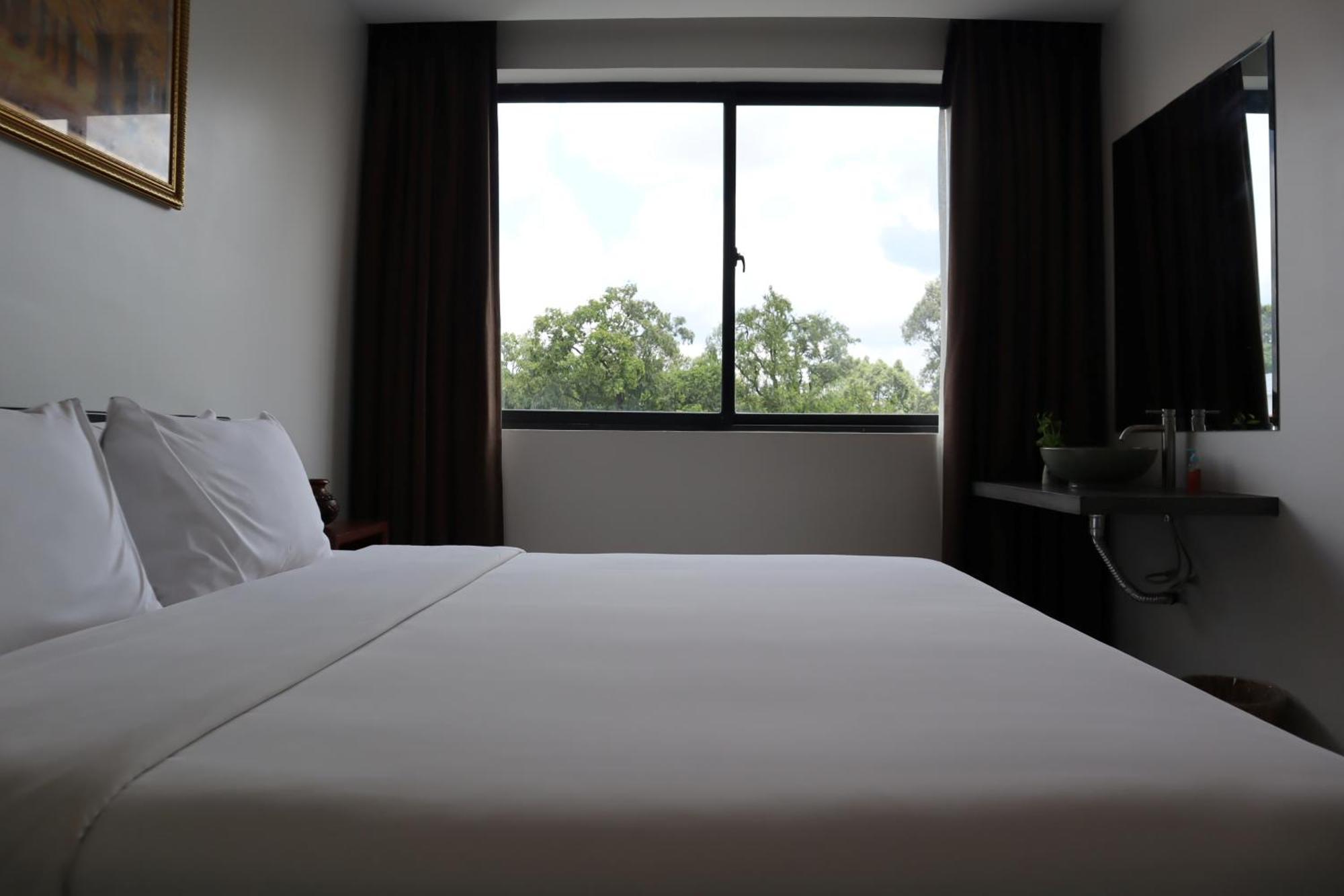 Palace & Hotel 4*